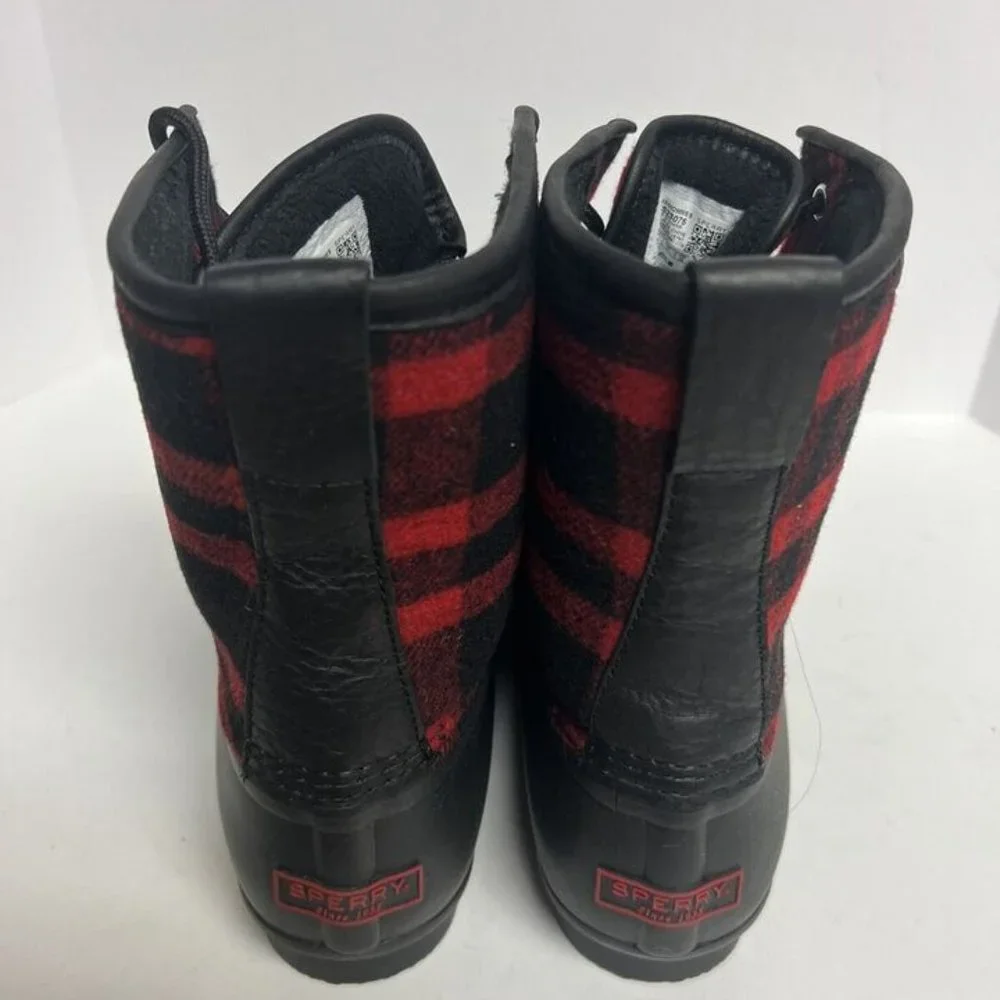 Sperry Mens Saltwater Buffalo Check Boot Red Size 10 M